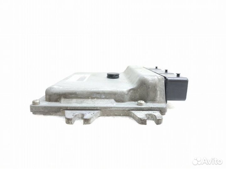 Блок управления двигателем Nissan Serena C25 2.0