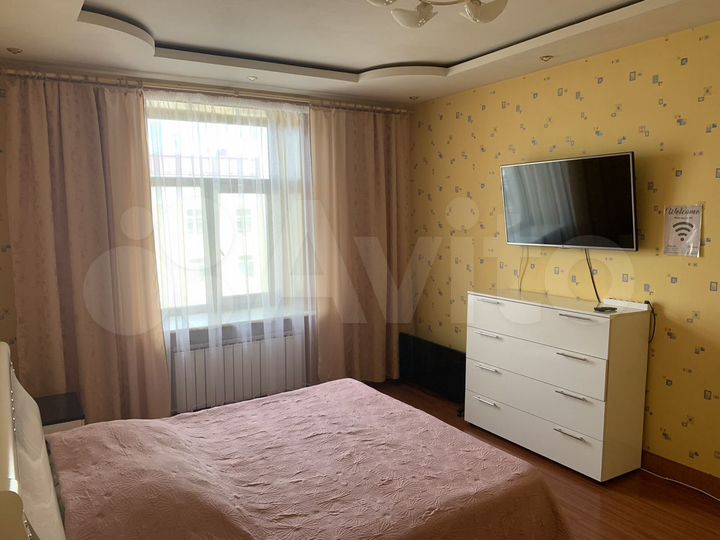 2-к. квартира, 60 м², 3/3 эт.