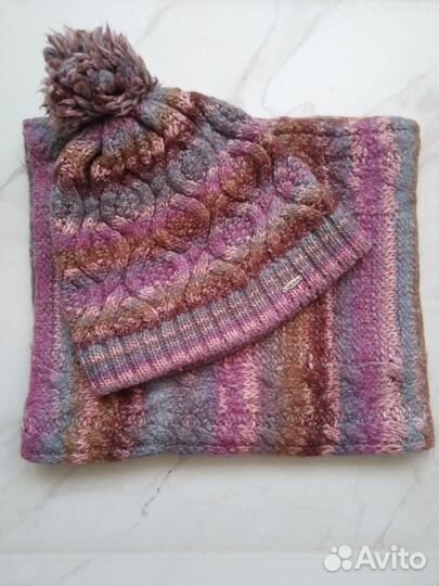 Комплект шапка и шарф женские