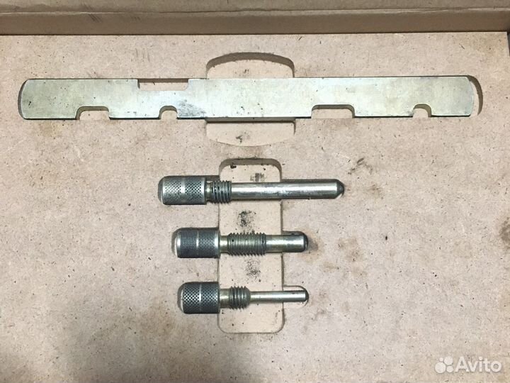 Разный инструмент для Установки грм(фиксатор фаз)