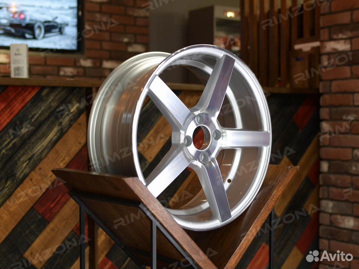 Литые диски Vossen R18 для Hyundai, Kia, LADA