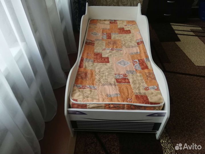 Детская кровать. Торг
