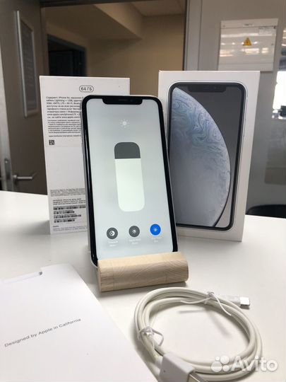 iPhone Xr 64gb белый