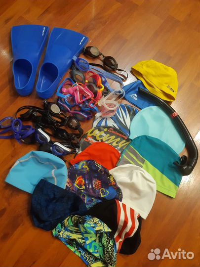Плав снаряжение,шапочки,очки,гребки,трубка,ласты