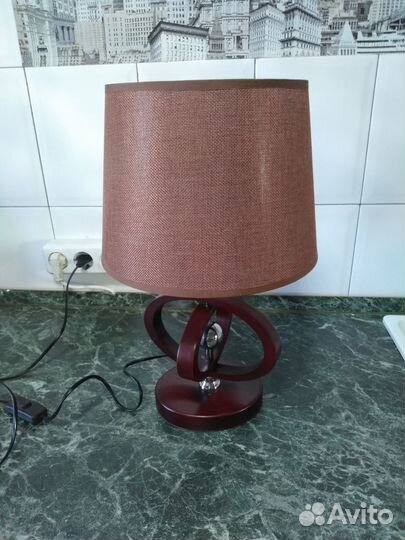 Лампа и светильник