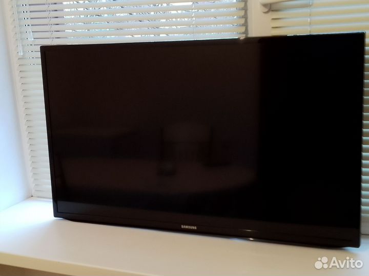 Телевизор samsung LED
