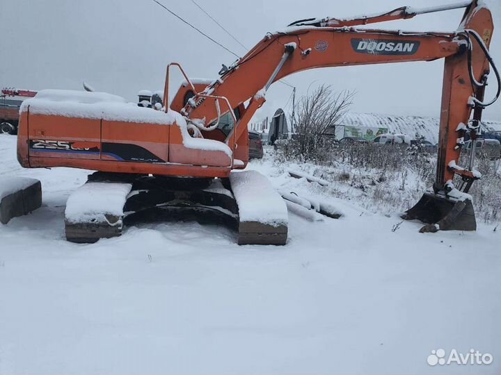 Аренда гусеничного экскаватора