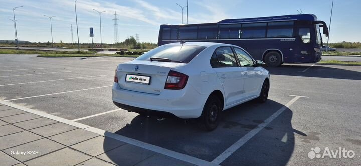 Skoda Rapid 1.6 AT, 2019, 109 000 км