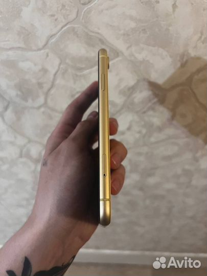 iPhone Xr, 128 ГБ