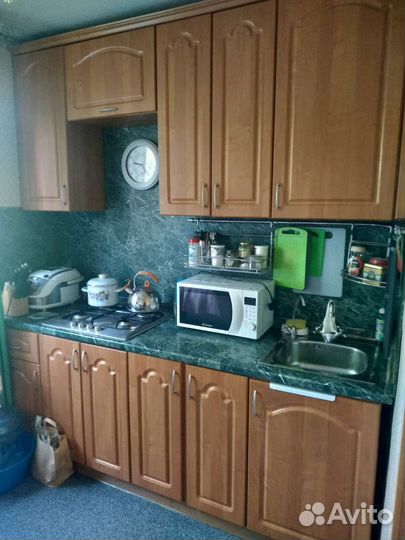 Кухонный гарнитур бу бронь 10.07