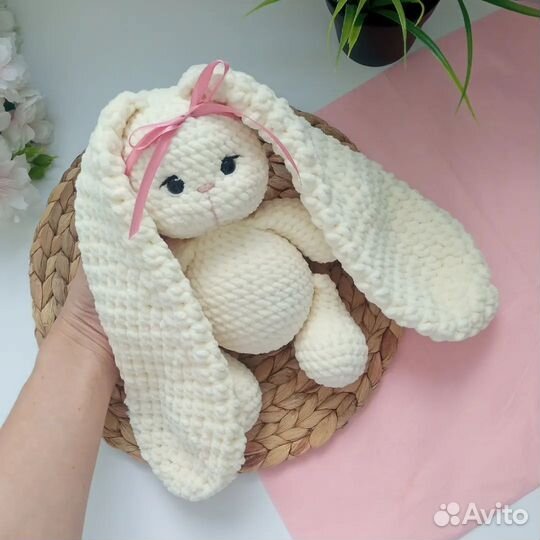 Плюшевый заяц вязаный зайка ручная работа