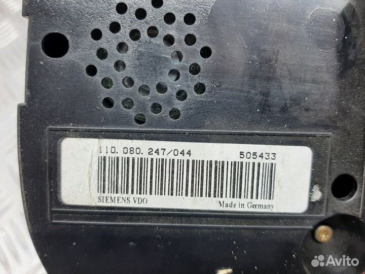 Щиток приборов (приборная панель) Volkswagen Golf