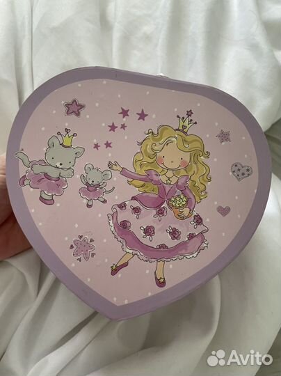 Музыкальная шкатулка с балериной