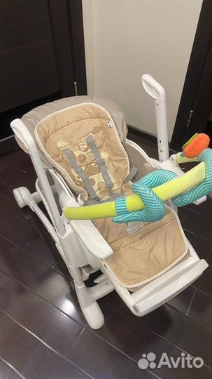 Стульчик для кормления cam