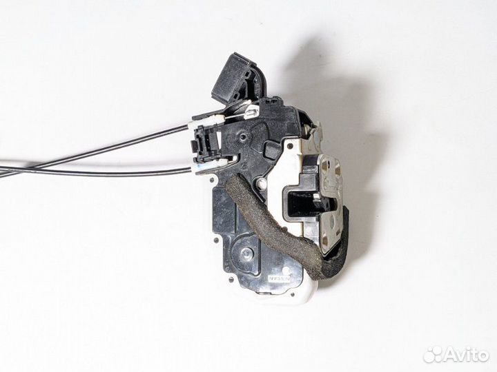 Замок двери передний левый Nissan Serena C26 MR20