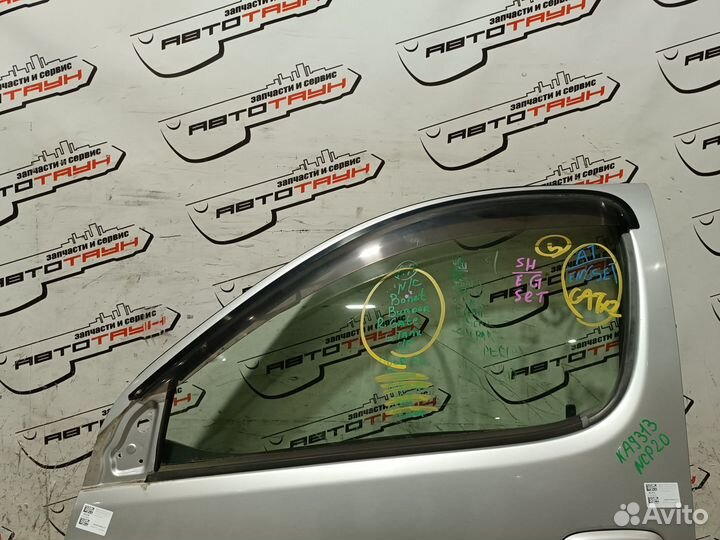 Дверь toyota funcargo yaris verso NCP20 NCP21 NCP25 6700252250 передняя левая серебро, 199 KA9313