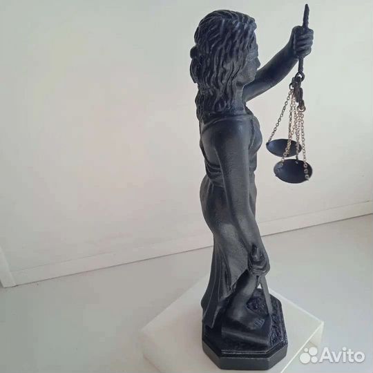 Статуя Фемида на подарок юристу 28см