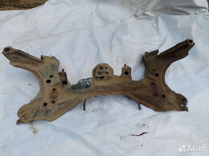 Подрамник на Мазда 323
