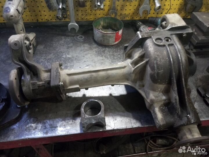 Редуктор передний Infiniti QX56 JA60 2005