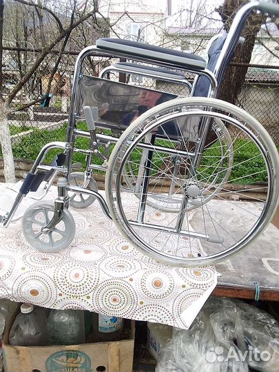 Коляска инвалидная