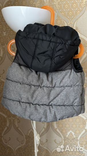 Жилетка для мальчика 92 hm
