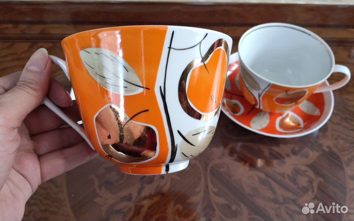 Большие чайные чашки золотое яблоко Дулево