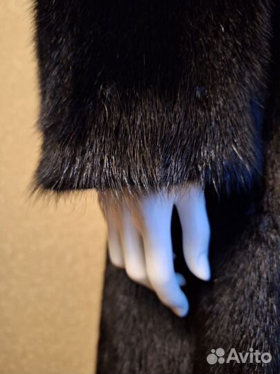 Шуба норковая с капюшоном 44