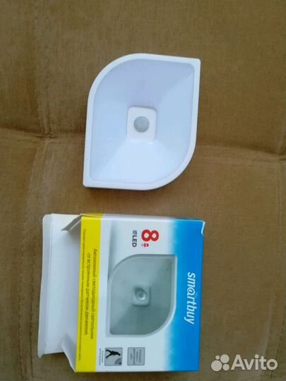 Фонарик с датчиком движения