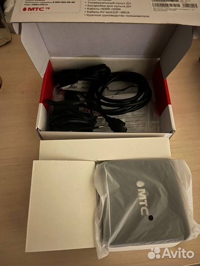 Интерактивная приставка МТС тв (DV8235)