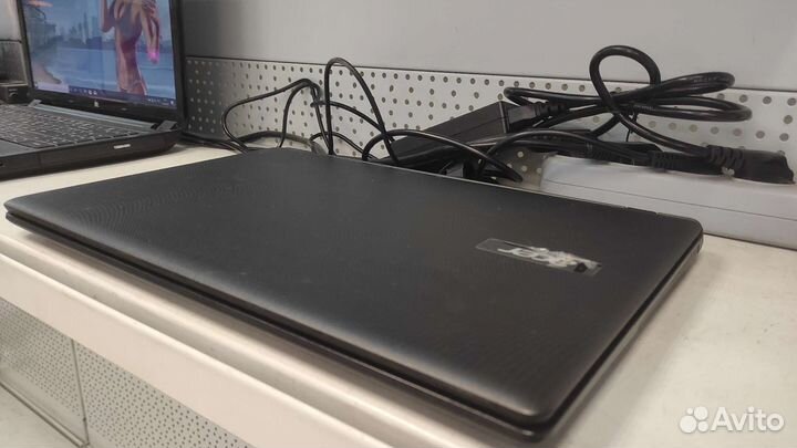 Как новый Acer на 4 Ядра и SSD