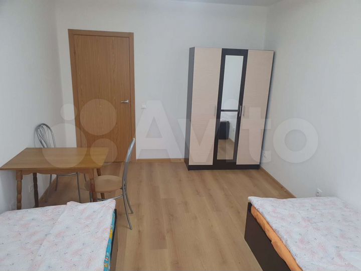 Комната 14 м² в 2-к., 4/8 эт.