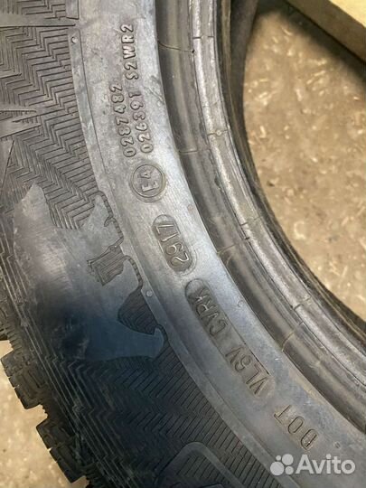 Gislaved Nord Frost 200 215/65 R16