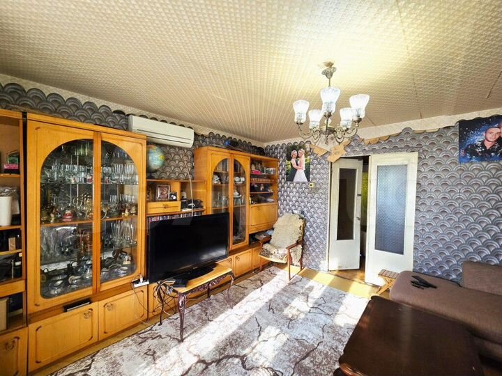 4-к. квартира, 74 м², 6/9 эт.