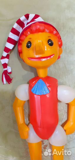 Буратино и Букварь СССР