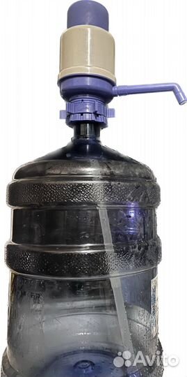 Бутылка для воды с помпой