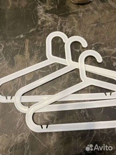 Вешалки плечики bagis IKEA белые