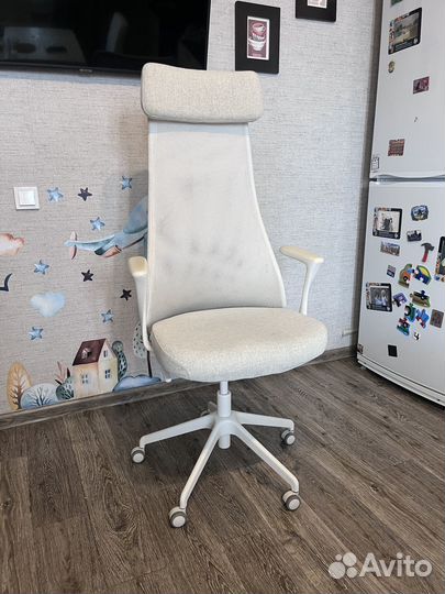 Компьютерное кресло икеа эрвфьеллет Офисное Белое