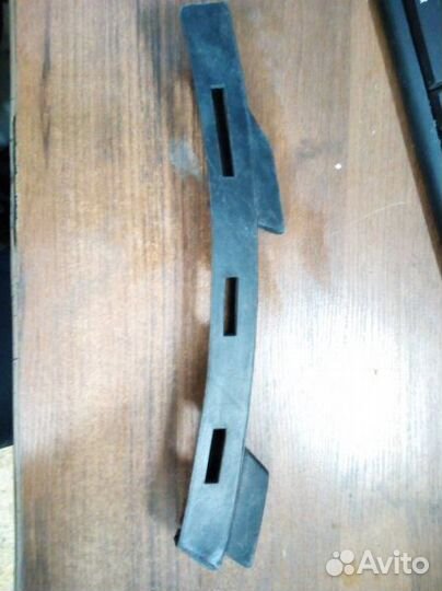 Кронштейн бампера передний правый Hyundai Solaris