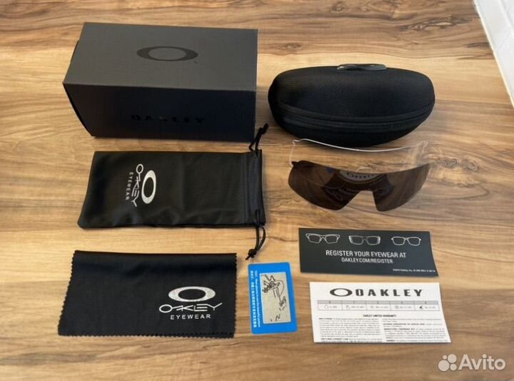 Oakley Sutro Lite спортивные солнцезащитные очки