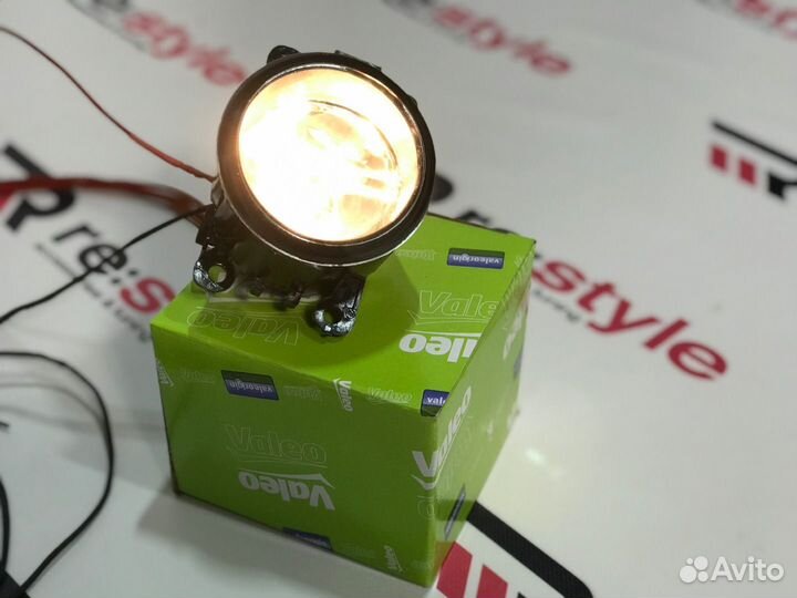 Туманка Honda Правая Valeo D1956