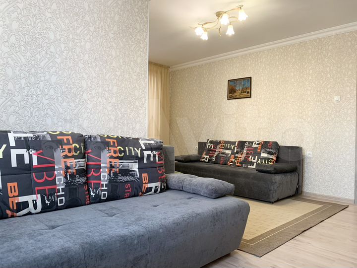 2-к. квартира, 65 м², 6/8 эт.