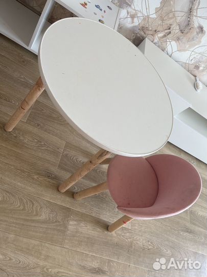 Продам столик