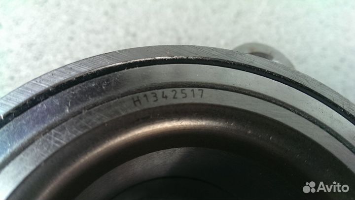 Новый подшипник ступицы колеса заднего Паджеро