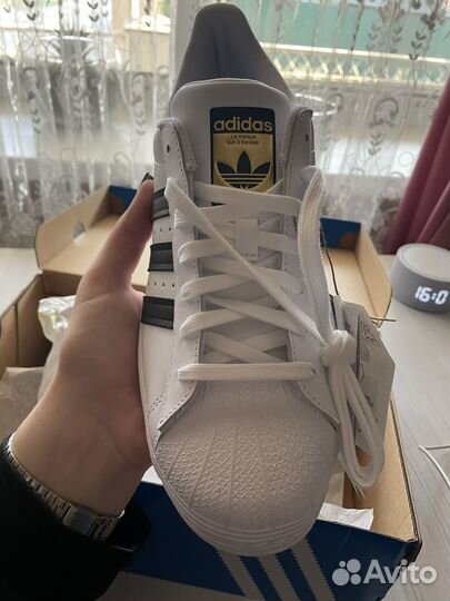 Adidas superstar
