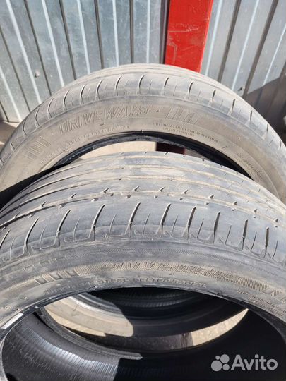 Lassa Driveways 215/50 R17