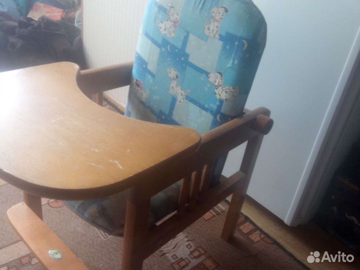 Детский стульчик для кормления