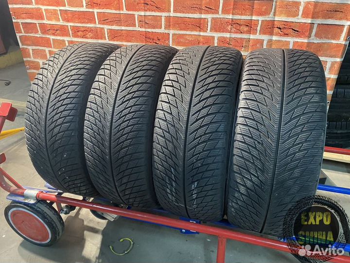 Michelin Pilot Alpin 5 235/45 R18