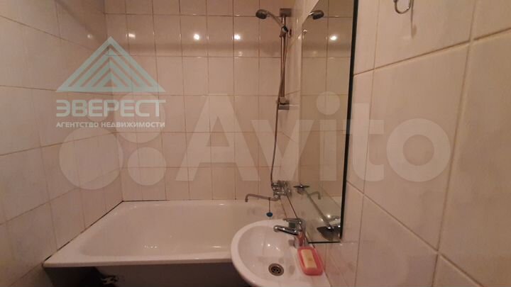 2-к. квартира, 43,7 м², 1/5 эт.