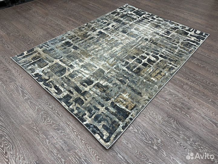 Ковер 1.6х2.3 современный