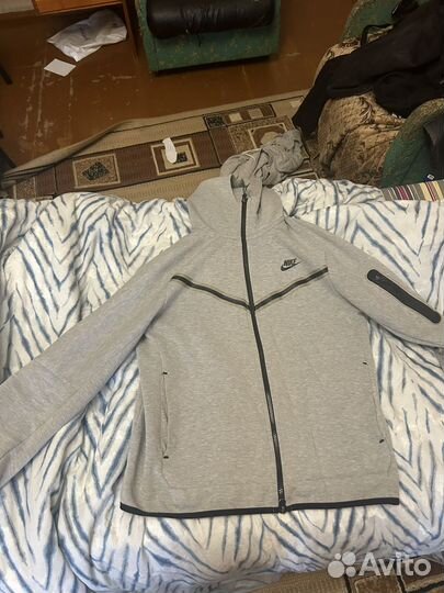 Зипка nike tech fleece